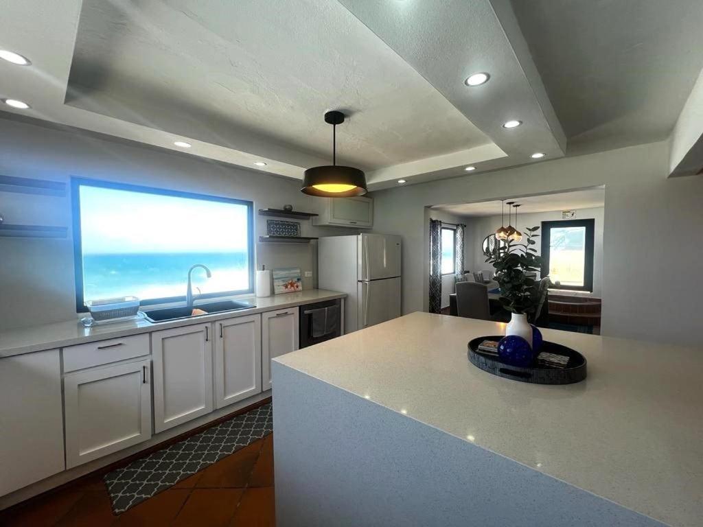 4 Bedroom Kikita Beach Villa Oceanfront W Pool Dorado Kültér fotó