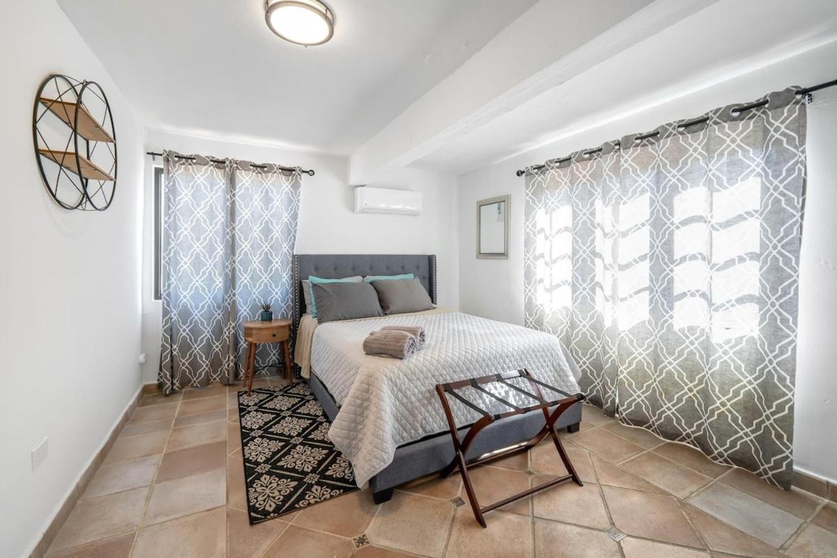 4 Bedroom Kikita Beach Villa Oceanfront W Pool Dorado Kültér fotó